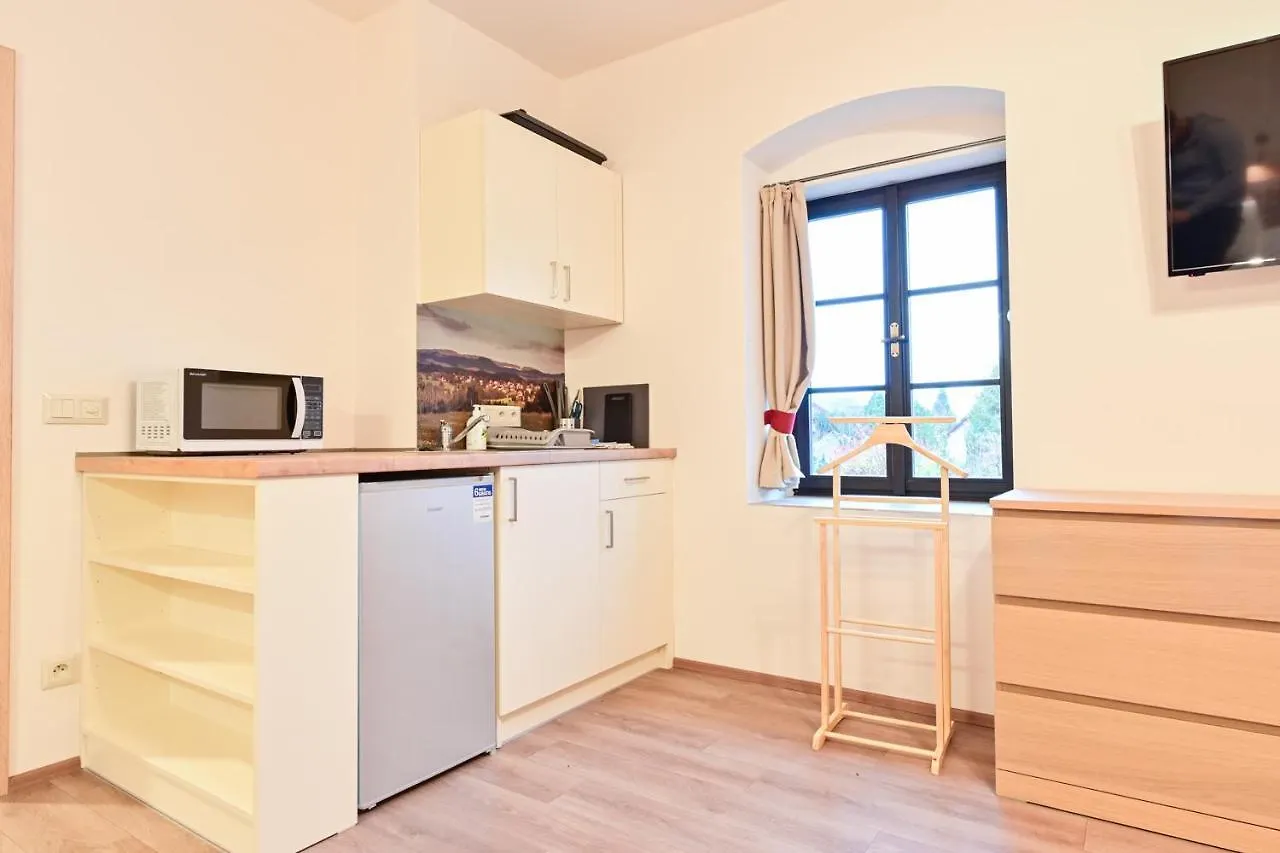 Wellness Pobyt Na Vceli Lazne - Apispa - Apiterapeut-Cz - 5 Procedur Karlovy Vary