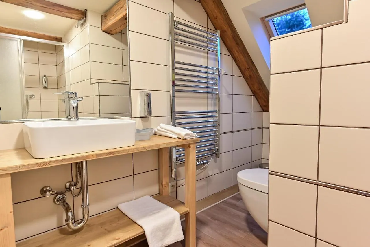 Wellness Pobyt Na Vceli Lazne - Apispa - Apiterapeut-Cz - 5 Procedur Karlovy Vary