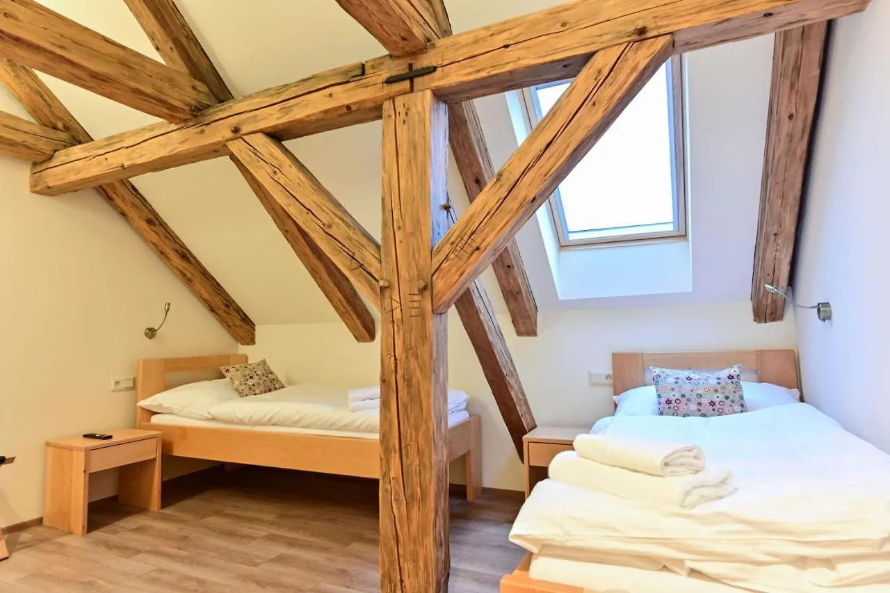 Wellness Pobyt Na Vceli Lazne - Apispa - Apiterapeut-Cz - 5 Procedur Karlovy Vary 0*,